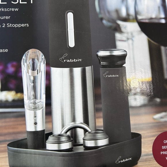 RABBIT • 8 Piece Electric Wine Set • - Picture 5 of 6